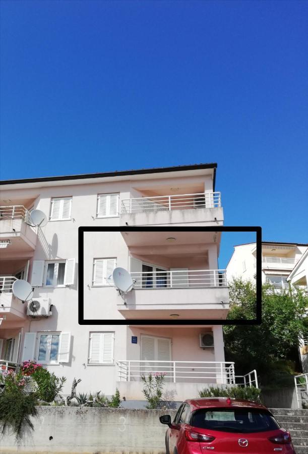 Lovely Apartment Branko Rabac With Balcony And Parking Kültér fotó